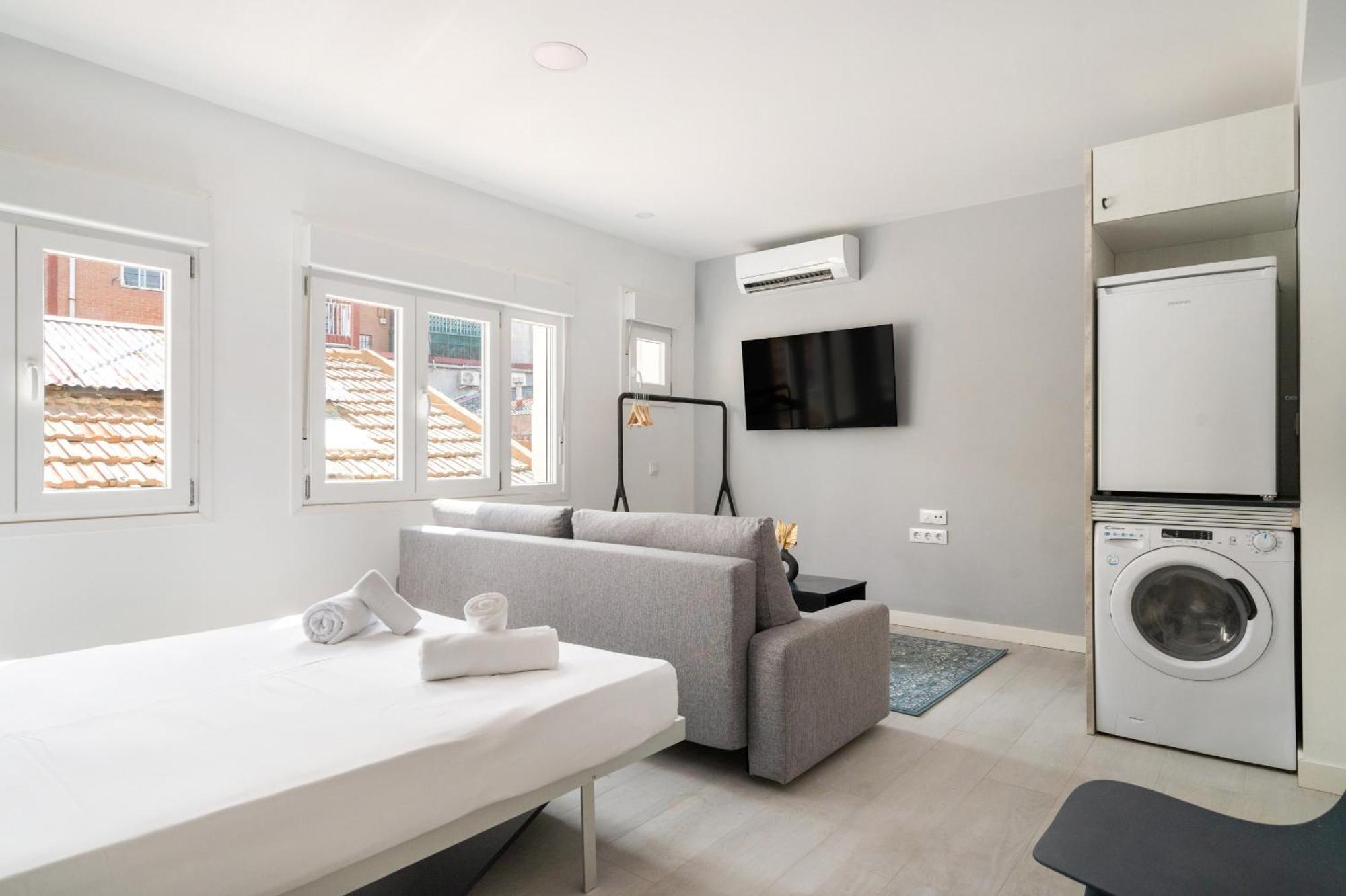 Madriver Apartamentos Reformados Con Parking Gratuito Exterior foto