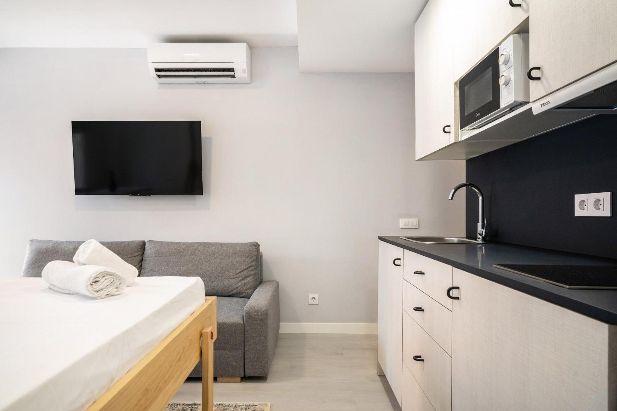 Madriver Apartamentos Reformados Con Parking Gratuito Exterior foto
